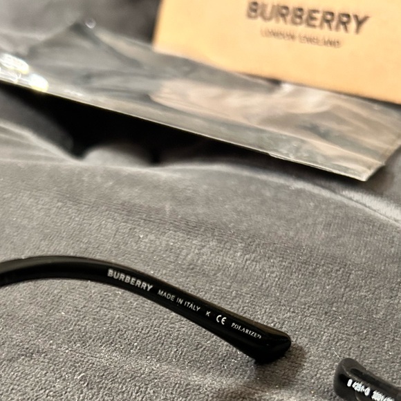 Burberry Cat Eye Sunglasses - Picture 4 of 6